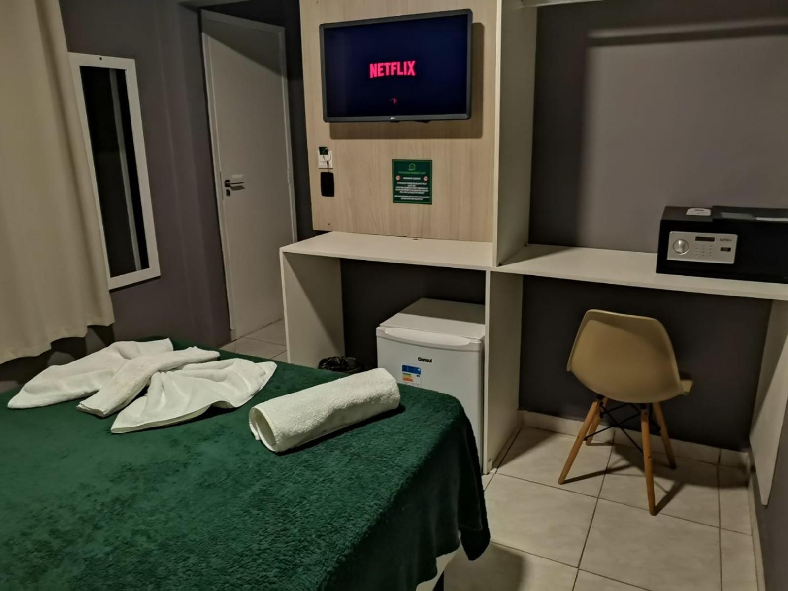Pousada Nosso Lar Guarujá Esterno foto